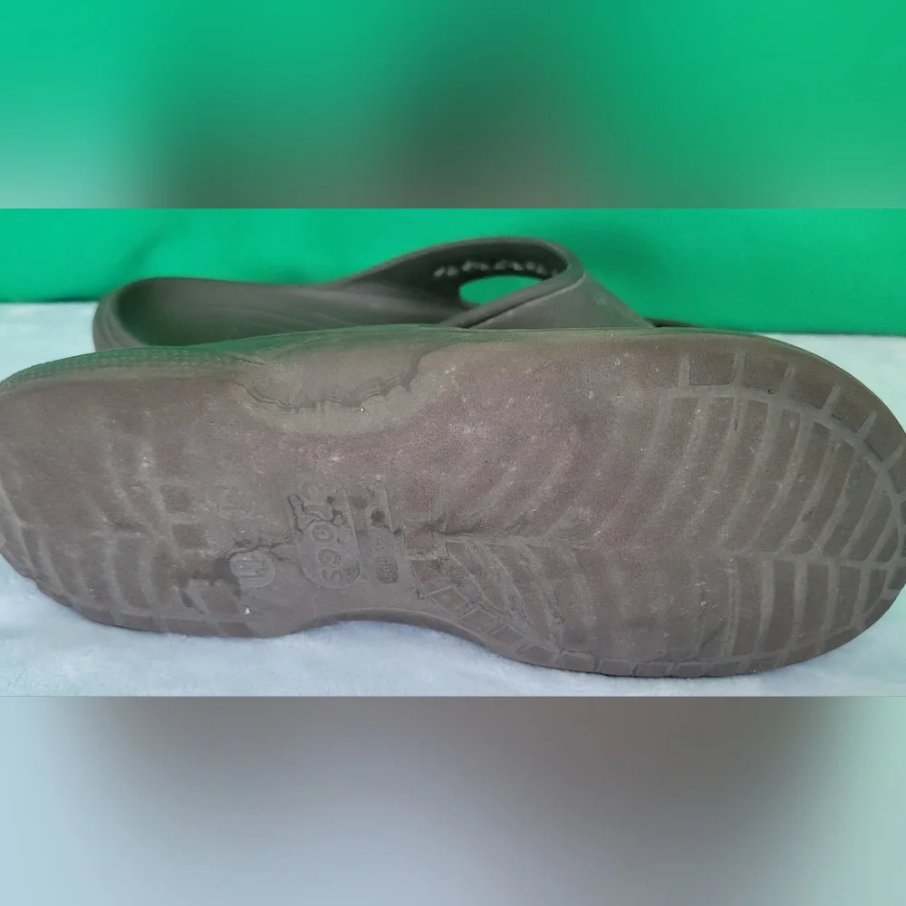 Used Crocs Black Classic Flip Slide Mens Size 11